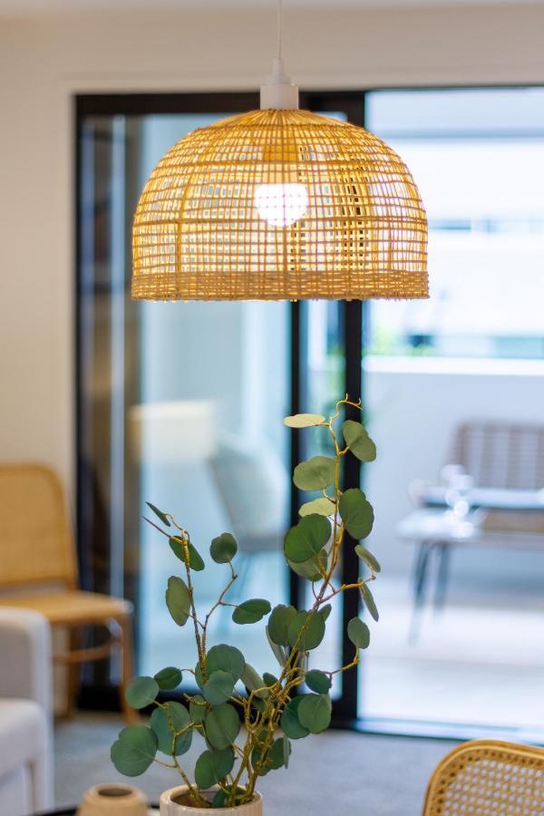 In The Heart Of It All: 2 Bed Cbd Townhouse Christchurch Bagian luar foto