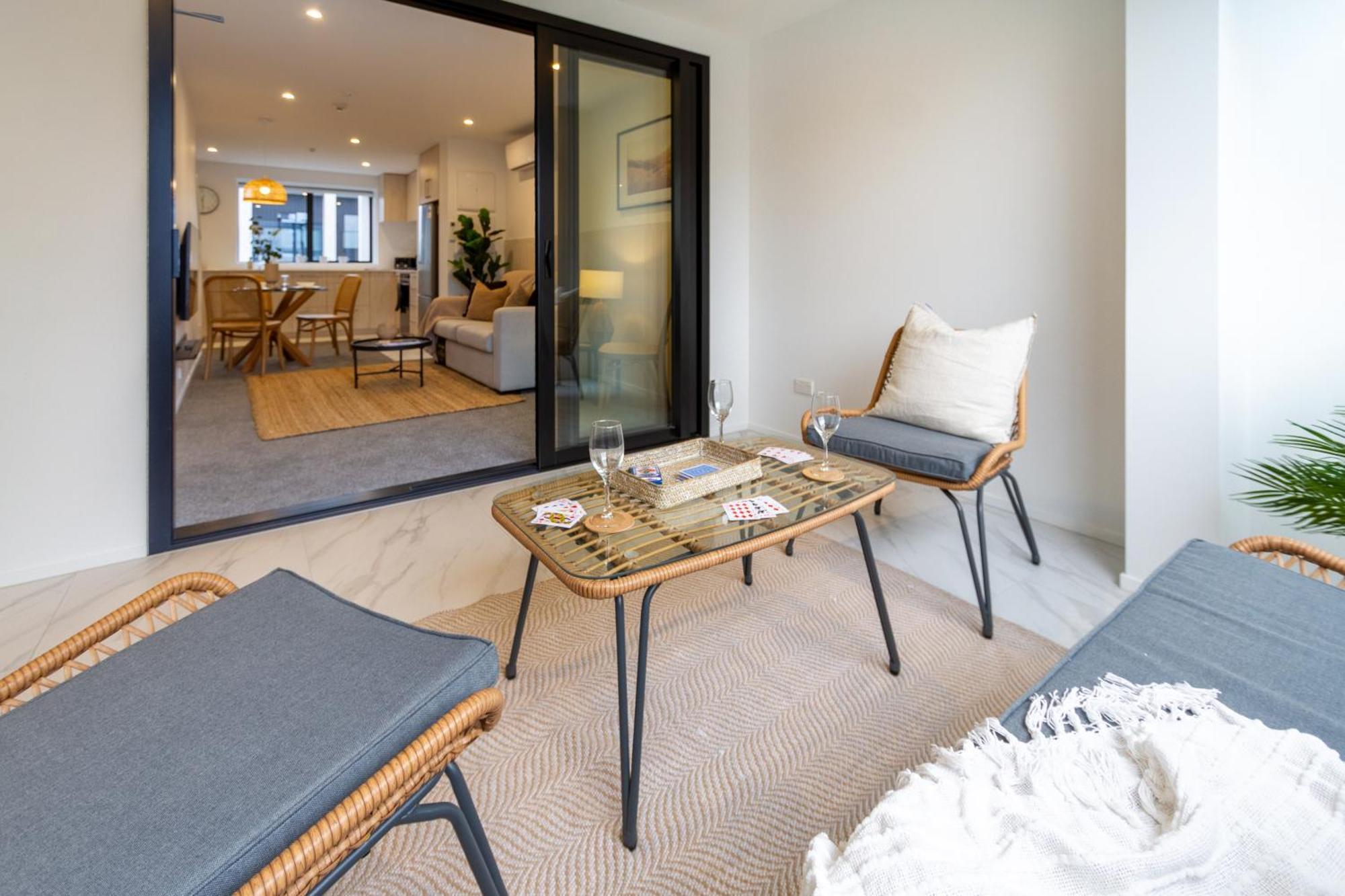 In The Heart Of It All: 2 Bed Cbd Townhouse Christchurch Bagian luar foto